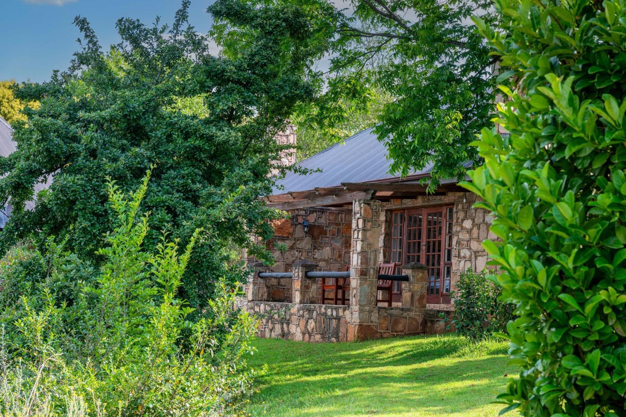 Walkersons Hotel & Spa Dullstroom Esterno foto
