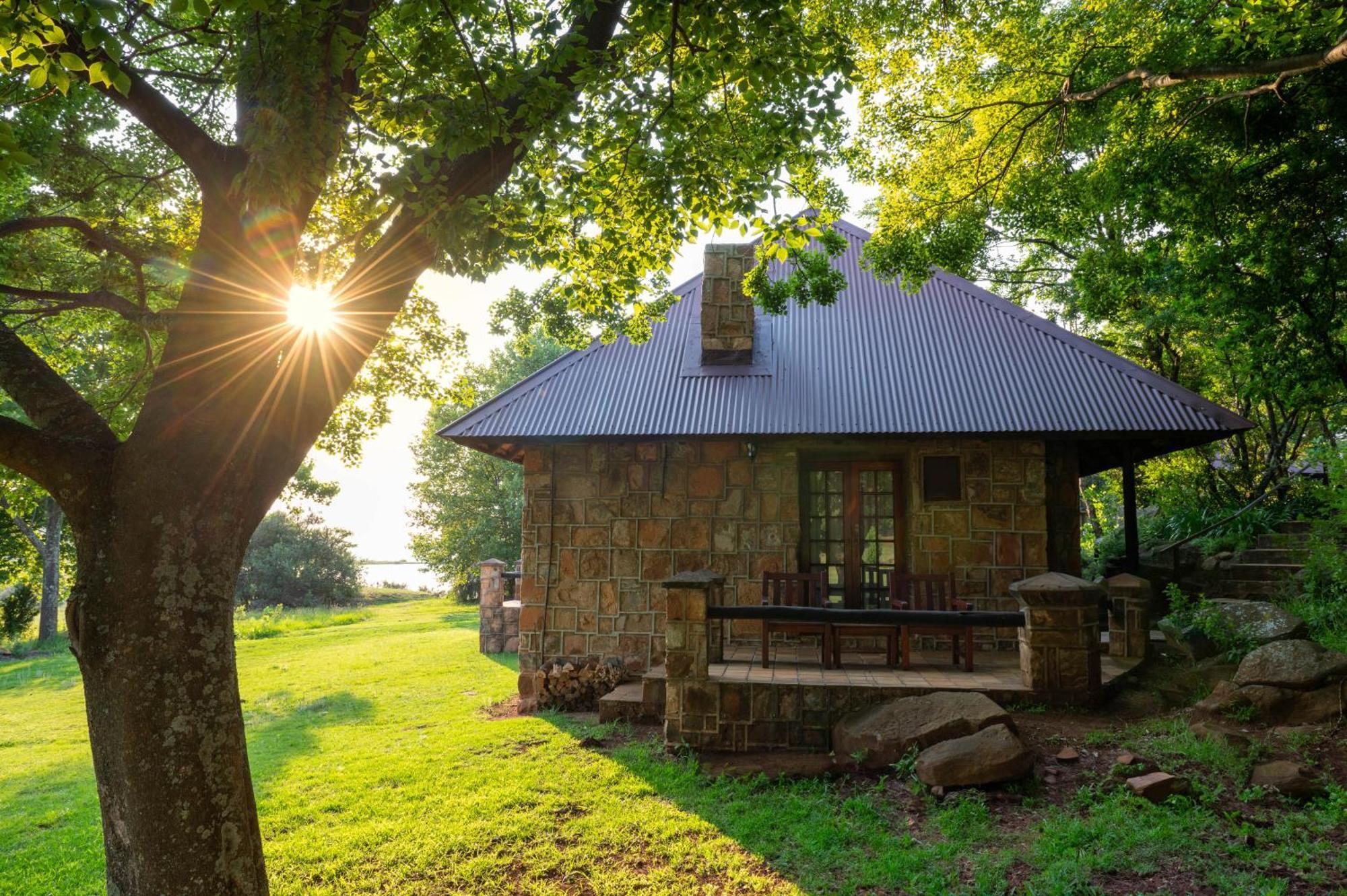 Walkersons Hotel & Spa Dullstroom Esterno foto