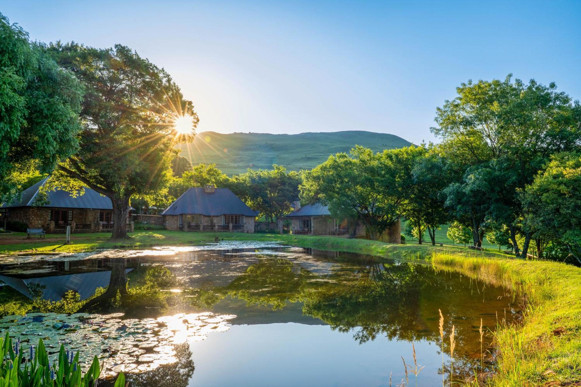 Walkersons Hotel & Spa Dullstroom Esterno foto